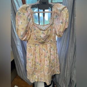 BEAUTIFUL cream Floral Boutique Dress